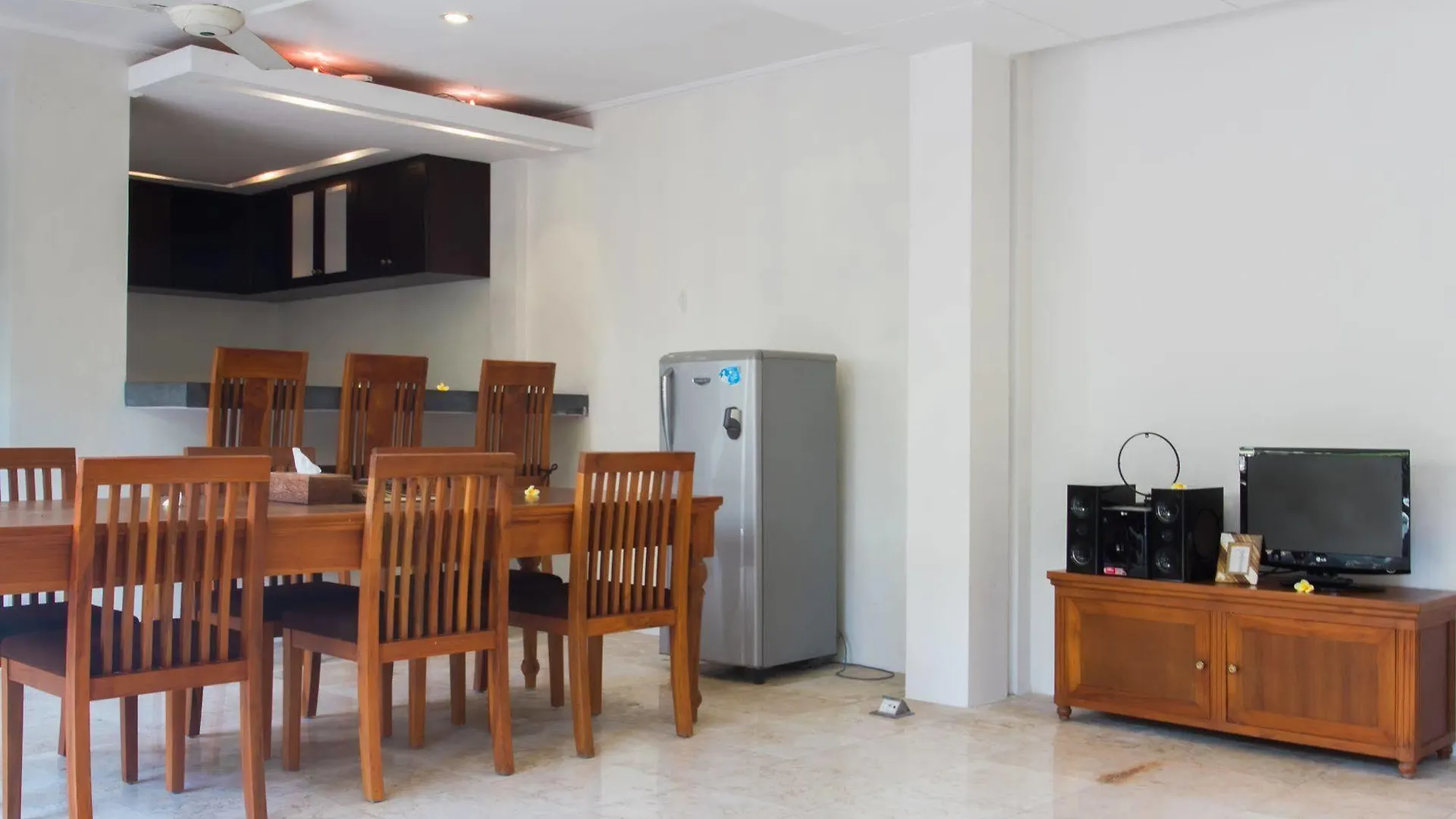 Sekar Nusa Villas Kuta Selatan 4*,